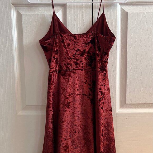 Garage Velvet Mini Dress - Deep Red - Picture 2 of 2